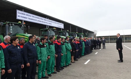 Prezident İlham Əliyev “Qarabağ Taxıl” MMC-nin özəl pilot taxılçılıq təsərrüfatının fəaliyyəti ilə tanış olub