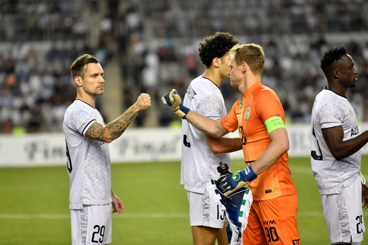 Объявлены стартовые составы Ференцвароша и Карабаха