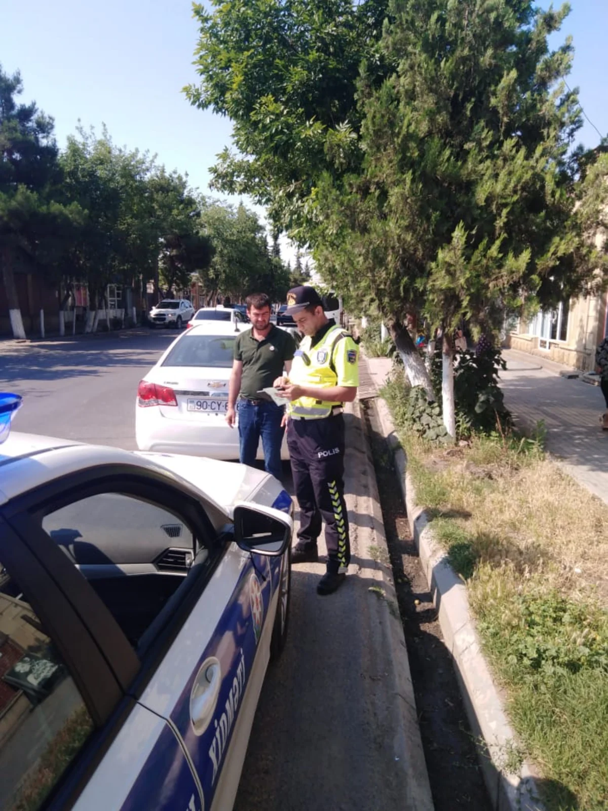 Kürdəmirdə qaydaları pozanlar cərimələndi