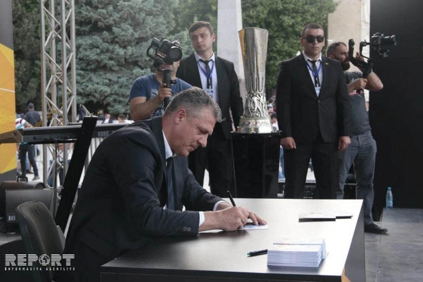 UEFA Avropa Liqasının kuboku Gəncəyə gətirilib - VİDEO - YENİLƏNİB-2