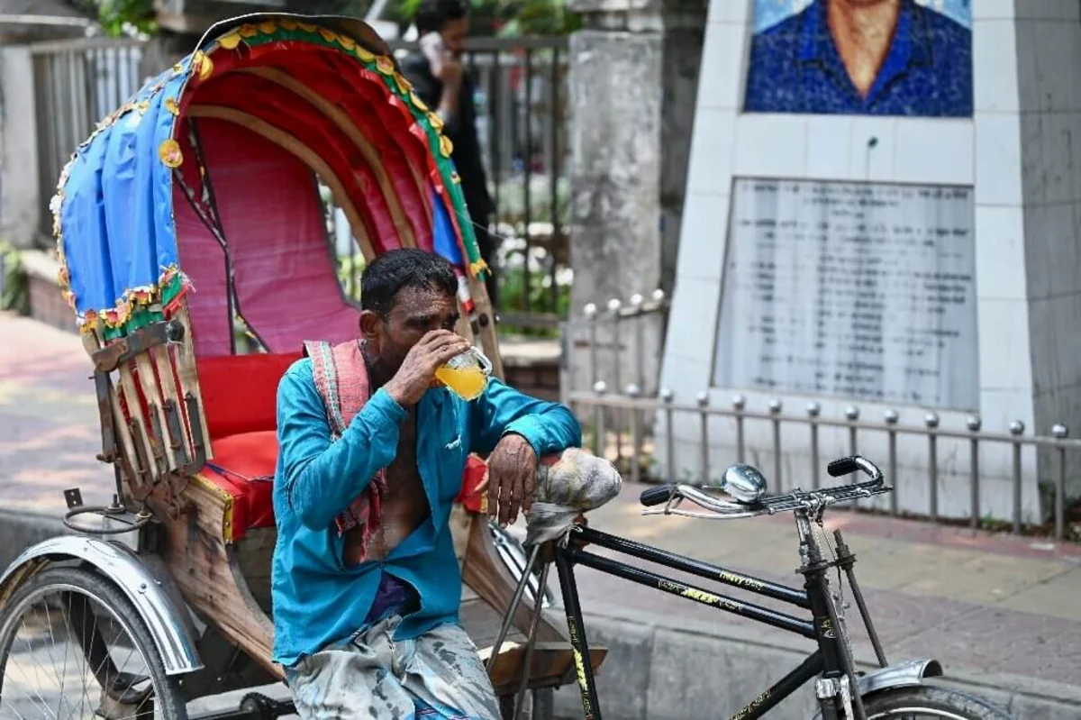 At least 10 die from heat stroke in Bangladesh