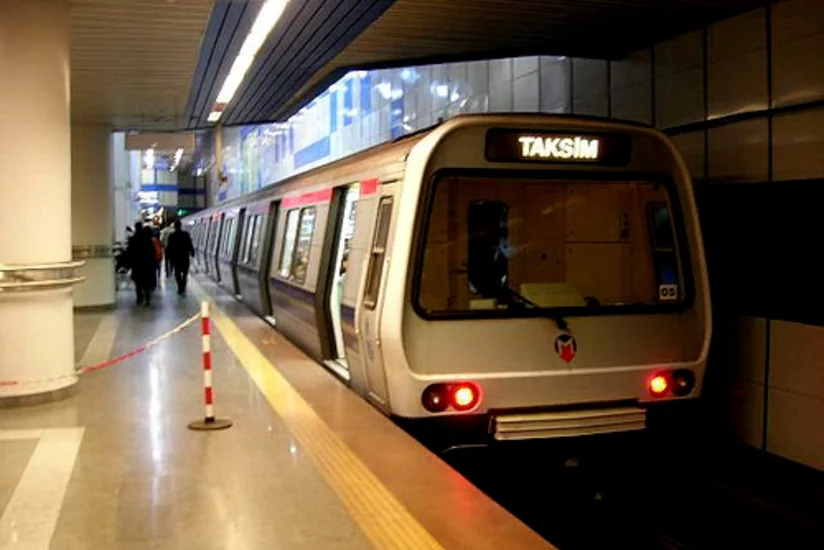 ​İstanbulda tikilən metro stansiyasında partlayış olub
