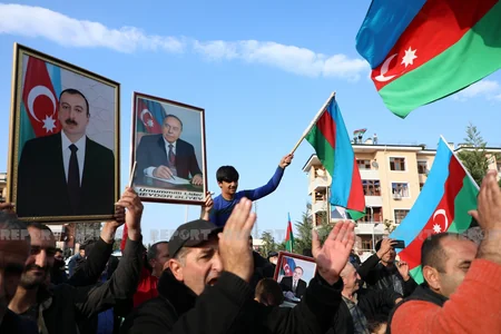 В Тертере с большим воодушевлением празднуют победу