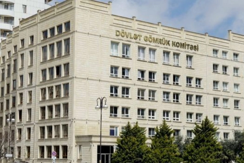 Gömrük Komitəsinin vəzifəli əməkdaşı rüşvət alarkən yaxalanıb