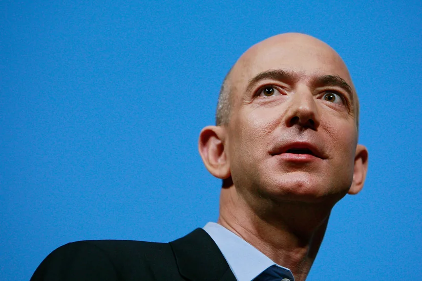Основатель  Amazon  стал богатейшим человеком в истории