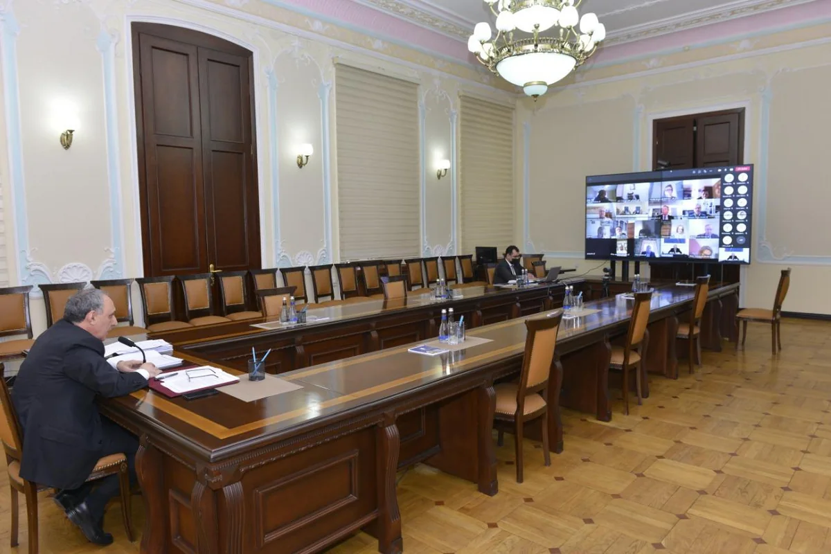 Baş prokuror videokonfrans formatında iclasda iştirak edib