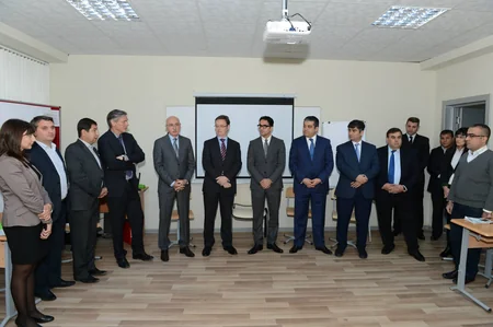 ​Bakıda məktəb direktorluğuna namizədlər üçün təlim keçirilir