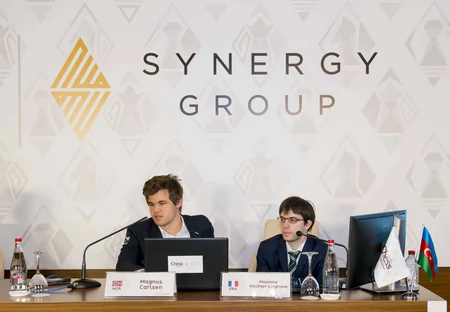 ​Maqnus Karlsen ShamkirChess 2015də liderliyə yüksəlib