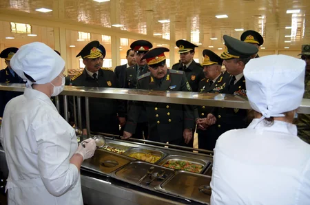 Uzbek defence minister visits military unit in Azerbaijan