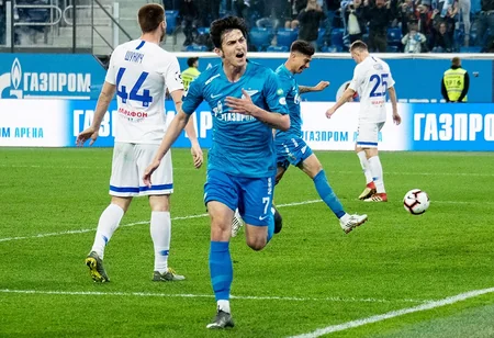 Zenit vaxtından əvvəl Rusiya çempionu olub