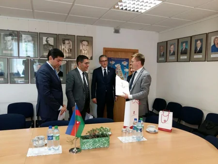 Azərbaycan parlamentinin deputatları Litvaya səfər ediblər