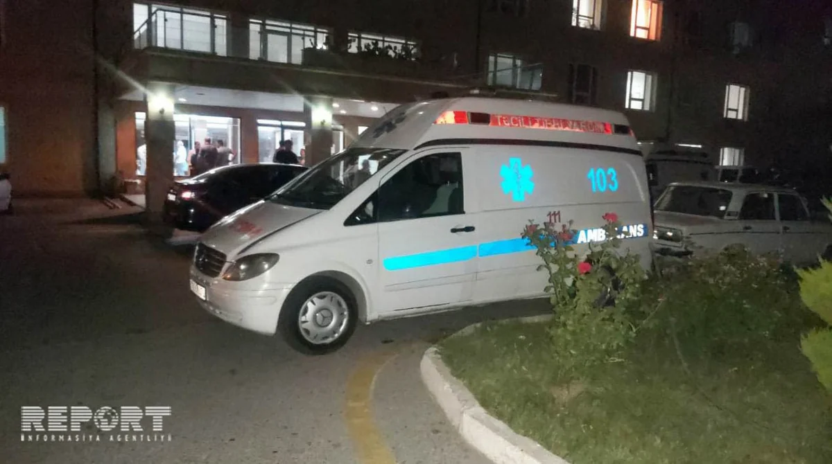 Bakıda iki avtomobil toqquşub, xəsarət alan var