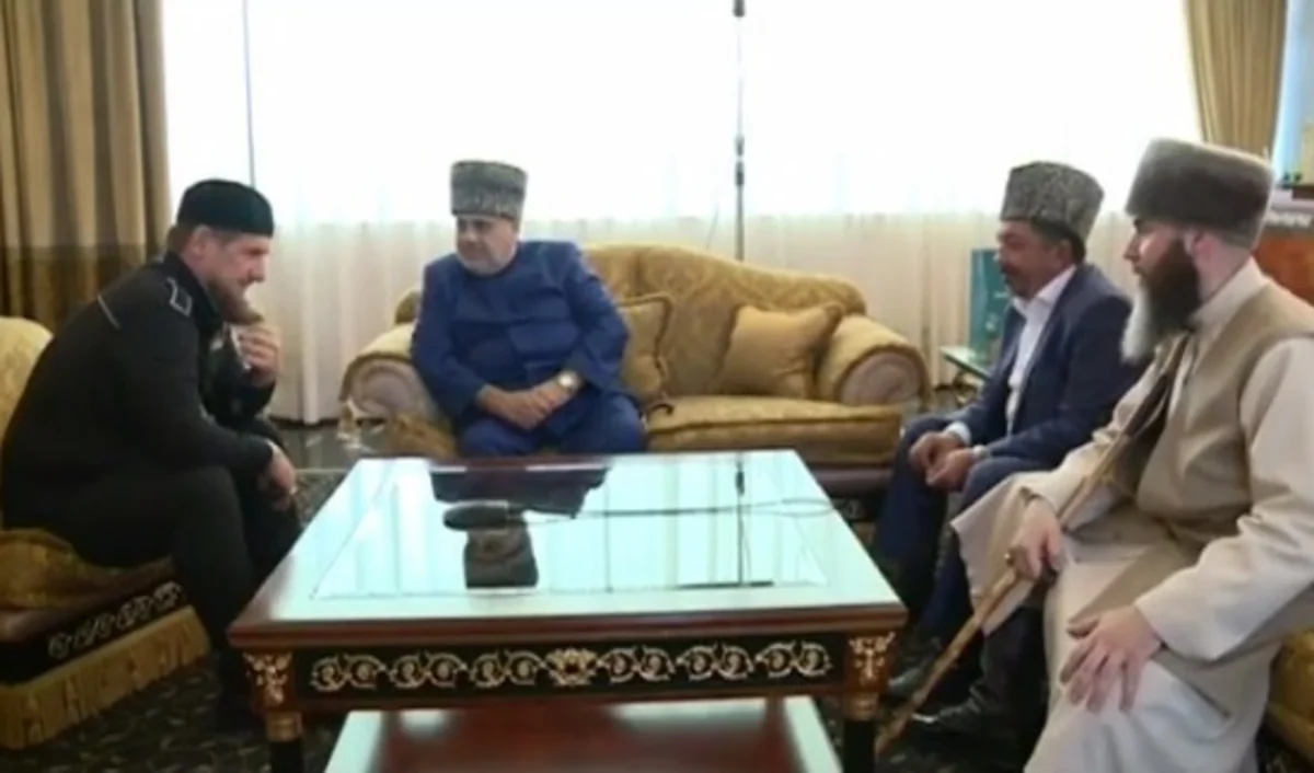 Allahşükür Paşazadə Çeçenistan rəhbəri Ramzan Kadırovla görüşüb