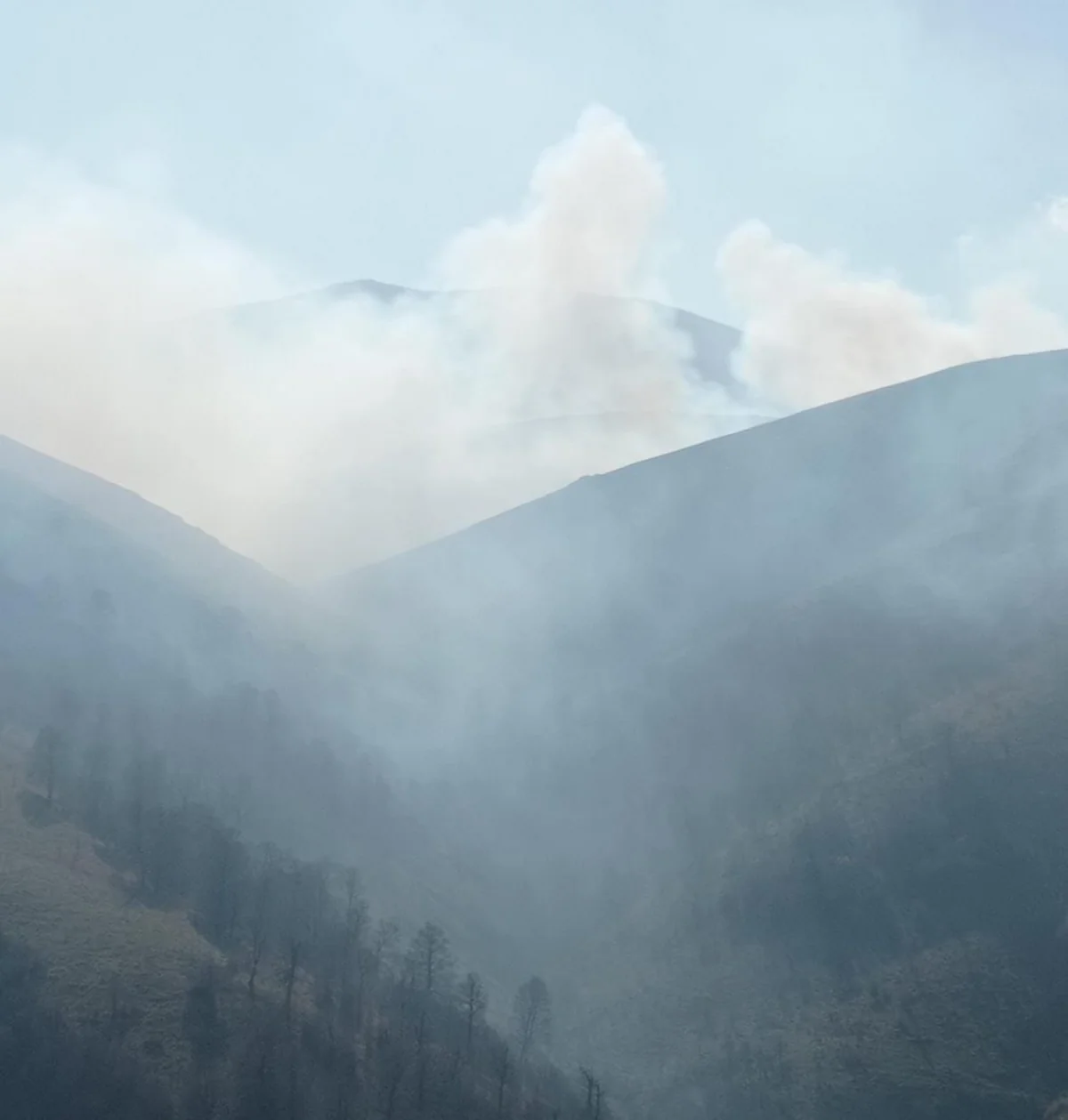 Fire breaks out on Azerbaijan-Armenia border