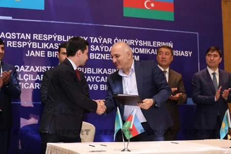 В рамках азербайджано-казахстанского бизнес-форума подписан ряд документов