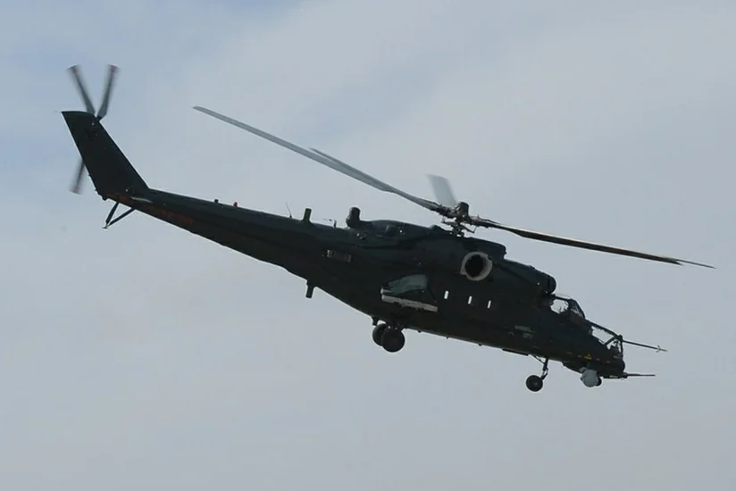 Chopper crashes with India military chief on board