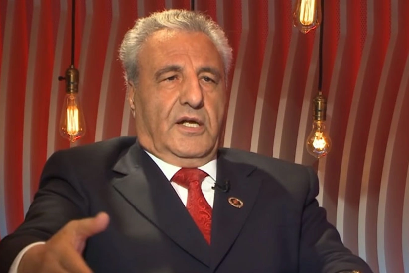 Vəkil Tağı Əhmədovun məhkəmədə dindirilməsini tələb edib