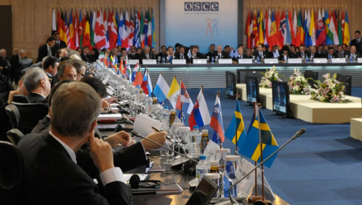 ​Страны ОБСЕ подписали декларацию с призывом к перемирию на Украине