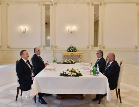 Prezident İlham Əliyev Əfqanıstan Prezidenti ilə görüşüb