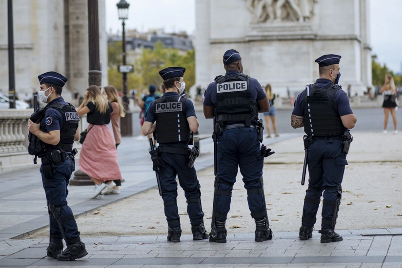 Fransa polisi ermənilərin 8 nəfərlik aksiyasını dağıdıb