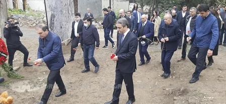 QHT nümayəndələri Gəncə terrorunda həlak olanların xatirəsini yad ediblər