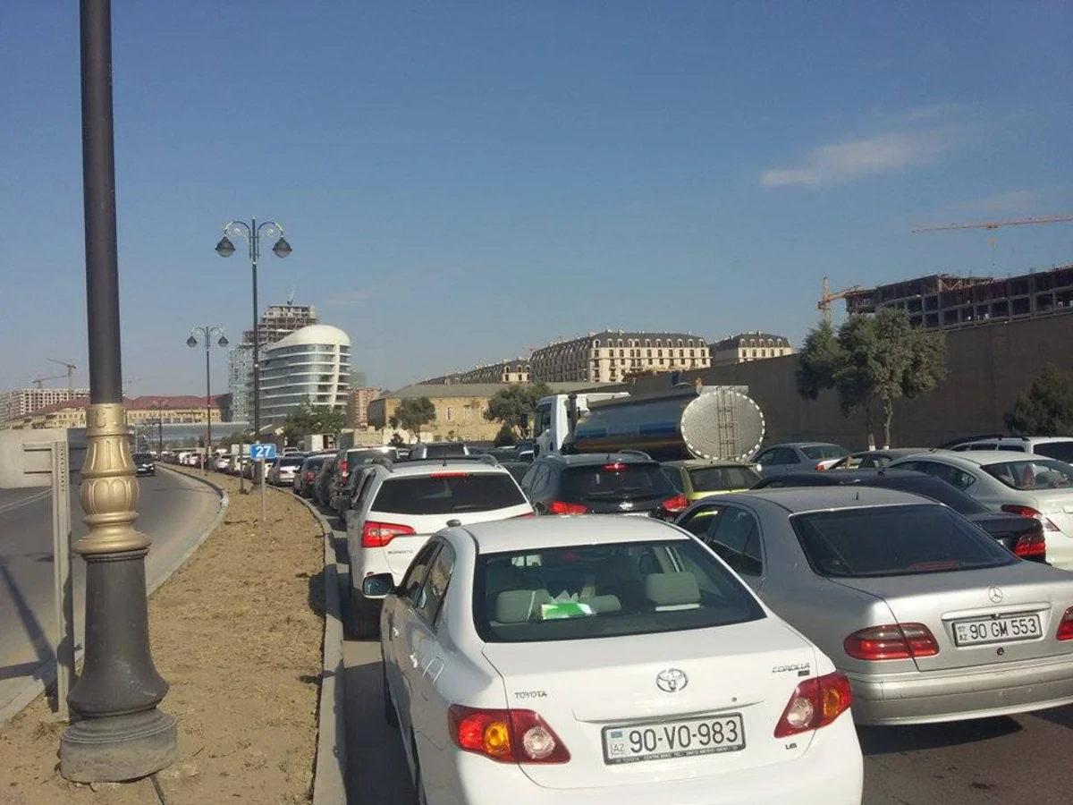 One of main avenues in Baku closed