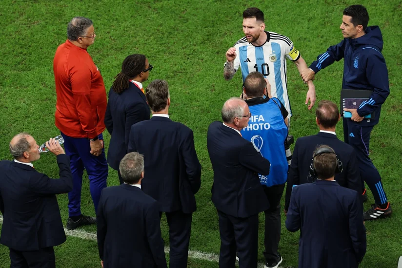Lui Van Qal: “Messi dünya çempionu olmalı idi”