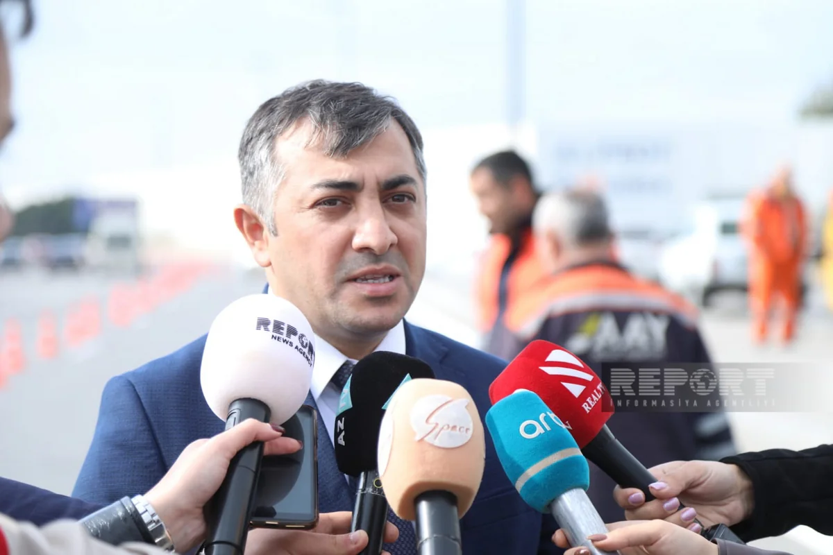 Ayaz Hüseynov: Avtobus zolaqlarından gələcəkdə xüsusi təyinatlı avtonəqliyyat da istifadə edəcək