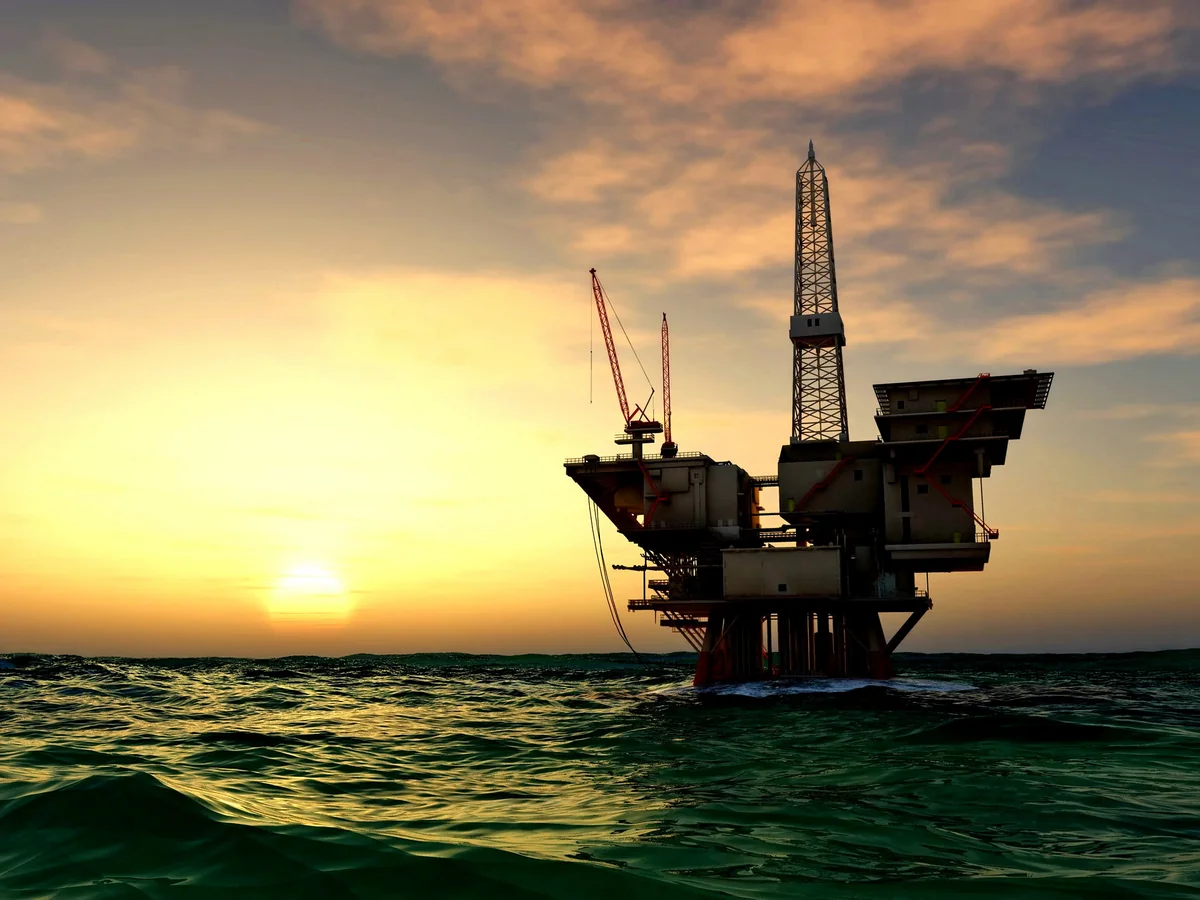 Azərbaycan nefti 2 dollardan çox ucuzlaşıb