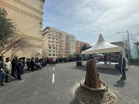 Bakının abad məhəllələrində bayram şənlikləri və konsert proqramları təşkil edilir
