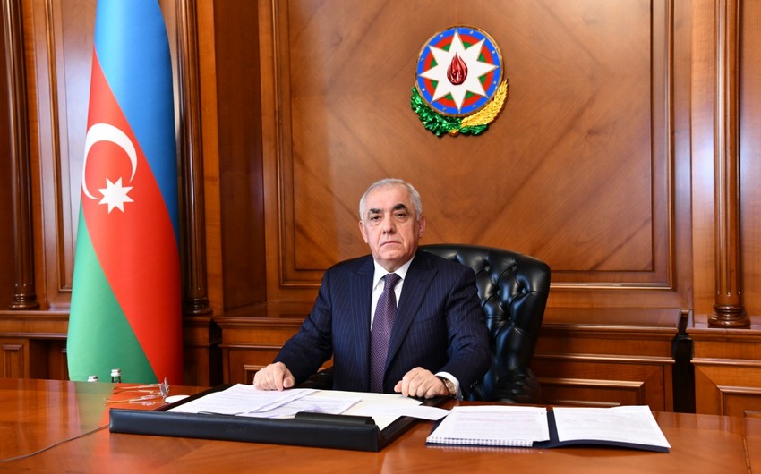 Əli Əsədov Ermənistan baş nazirinin müavininin böhtanlarına cavab verib