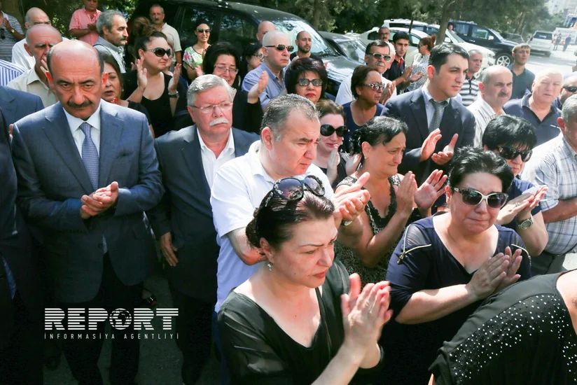 Mədəniyyət və Turizm Nazirliyi xalq artisti İlham Əsgərovun vəfatı ilə bağlı nekroloq yayıb