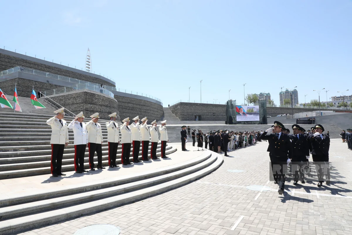 Azərbaycanda xidmətə yeni qəbul olunmuş gömrükçülər and içib