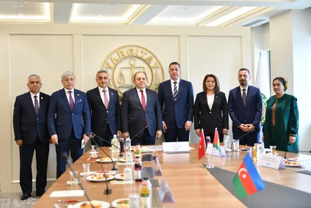 Ankarada türk dünyası vəkillərinin əməkdaşlığının gücləndirilməsi müzakirə olunub
