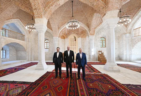 Azərbaycan, Özbəkistan və Qırğızıstan prezidentləri Şuşada gəziblər - YENİLƏNİB