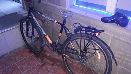 Kürdəmirdə avtomobil velosipedçini vurub