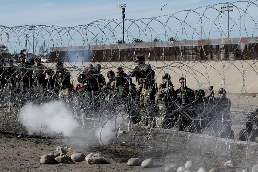 ABŞ Daxili İşlər Nazirliyi Meksika ilə sərhəddə hərbçi sayının artmasını tələb edib