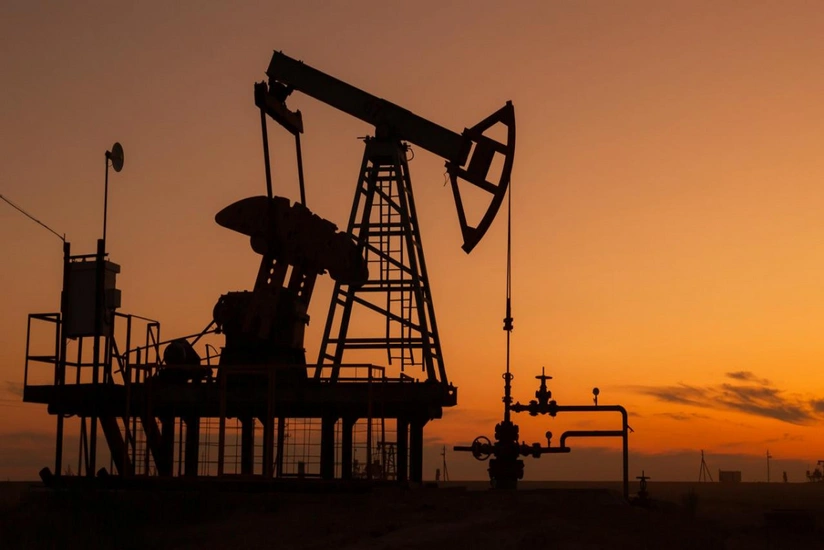 India decides to sell oil from strategic reserves