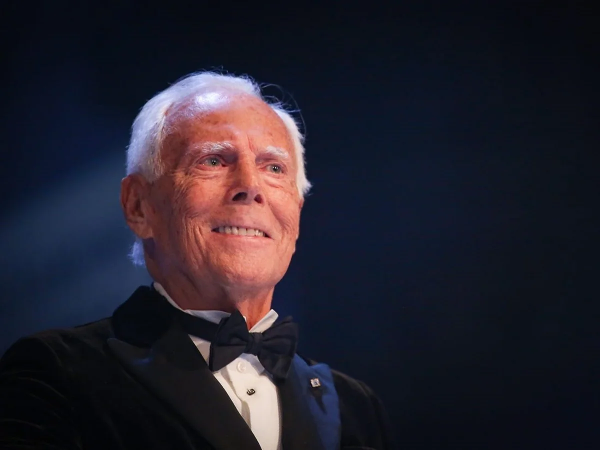 Giorgio Armani koronavirusla mübarizəyə 1,4 milyon ABŞ dolları bağışladı