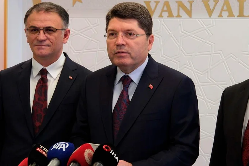 Türkiyənin ədliyyə naziri terrorçulara xəbərdarlıq edib