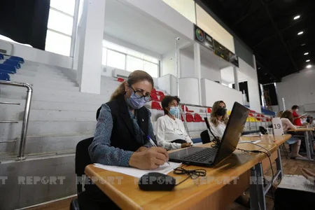 Jurnalistlər müəllimlərin işə qəbulu üzrə müsahibə mərhələsini izləyiblər