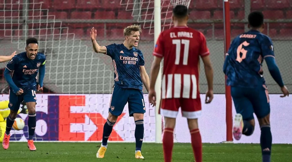 Арсенал обыграл Олимпиакос в первом матче 1/8 финала Лиги Европы