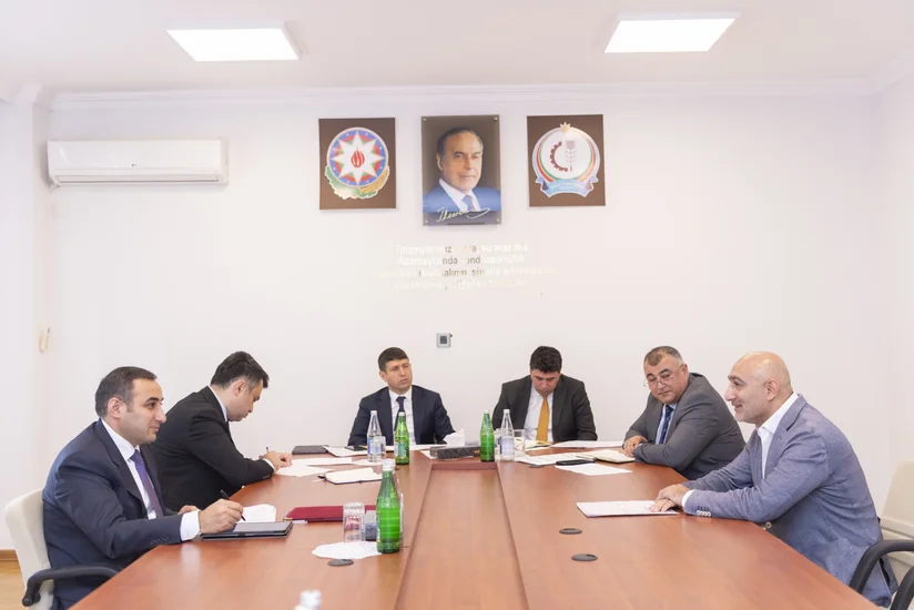 Kənd təsərrüfatı nazirinin müavini Hacıqabulda vətəndaşları qəbul edib