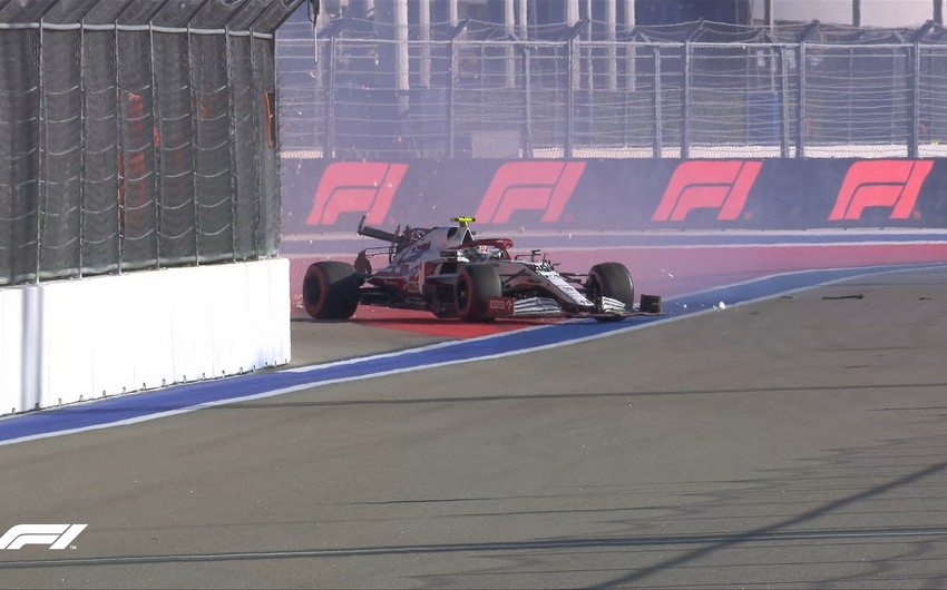 Formula 1: Rusiya Qran-prisində qəza baş verib