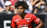 Bundesliqa klubu fransalı futbolçunu transfer edib