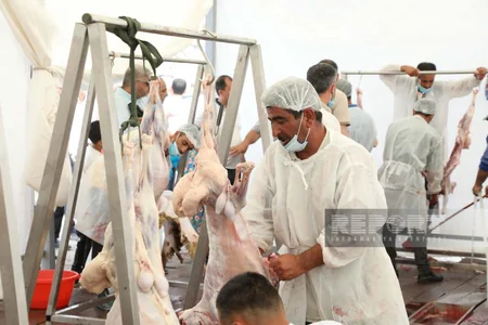 Bakıda Qurban kəsimi - FOTOREPORTAJ