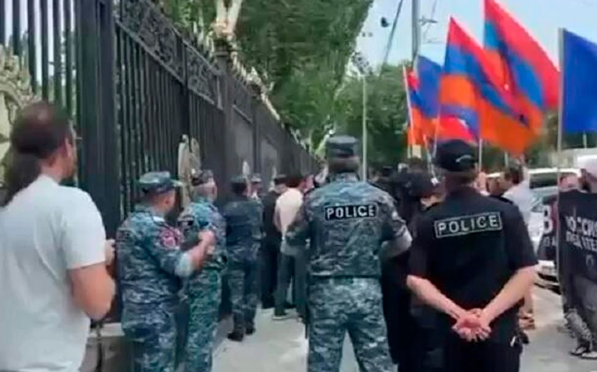 Protest held in Yerevan against Matviyenko's visit