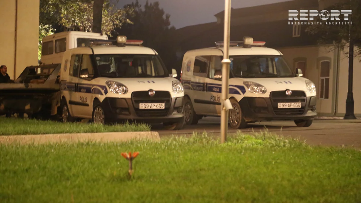 Bakıda qohumlar arasında dava düşüb, üç nəfər bıçaqlanıb - FOTO