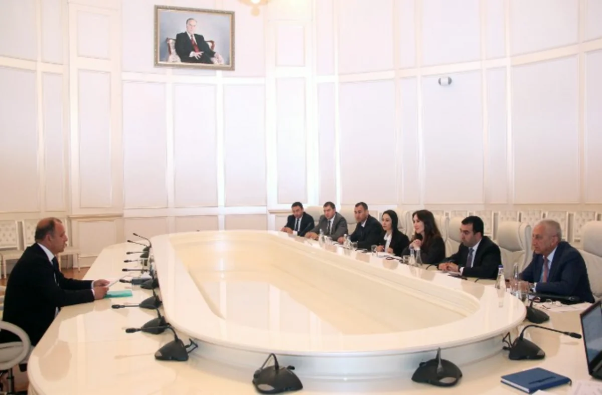 Daşınmaz Əmlakın Dövlət Kadastrı və Reyestrinin sədri Gəncədə qəbul keçirib