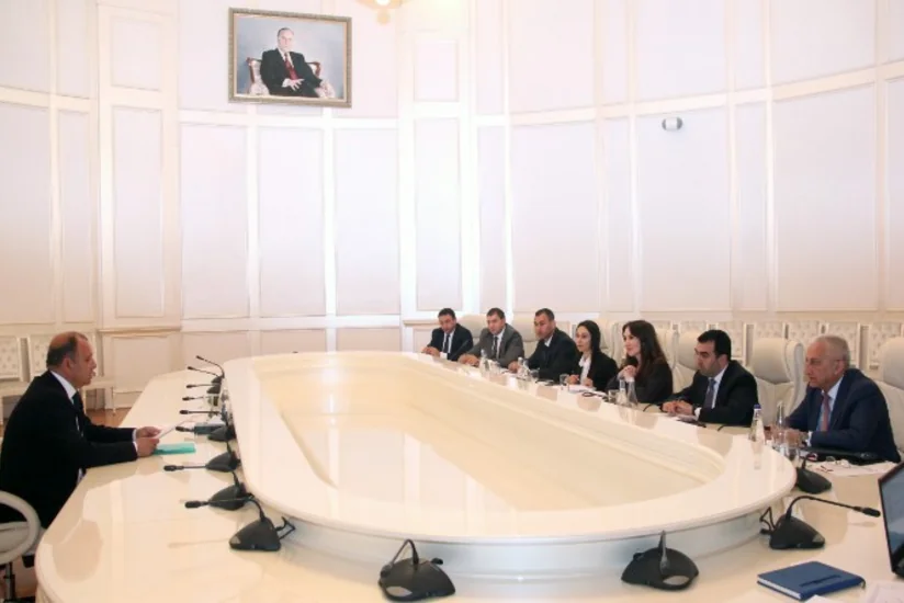 Daşınmaz Əmlakın Dövlət Kadastrı və Reyestrinin sədri Gəncədə qəbul keçirib